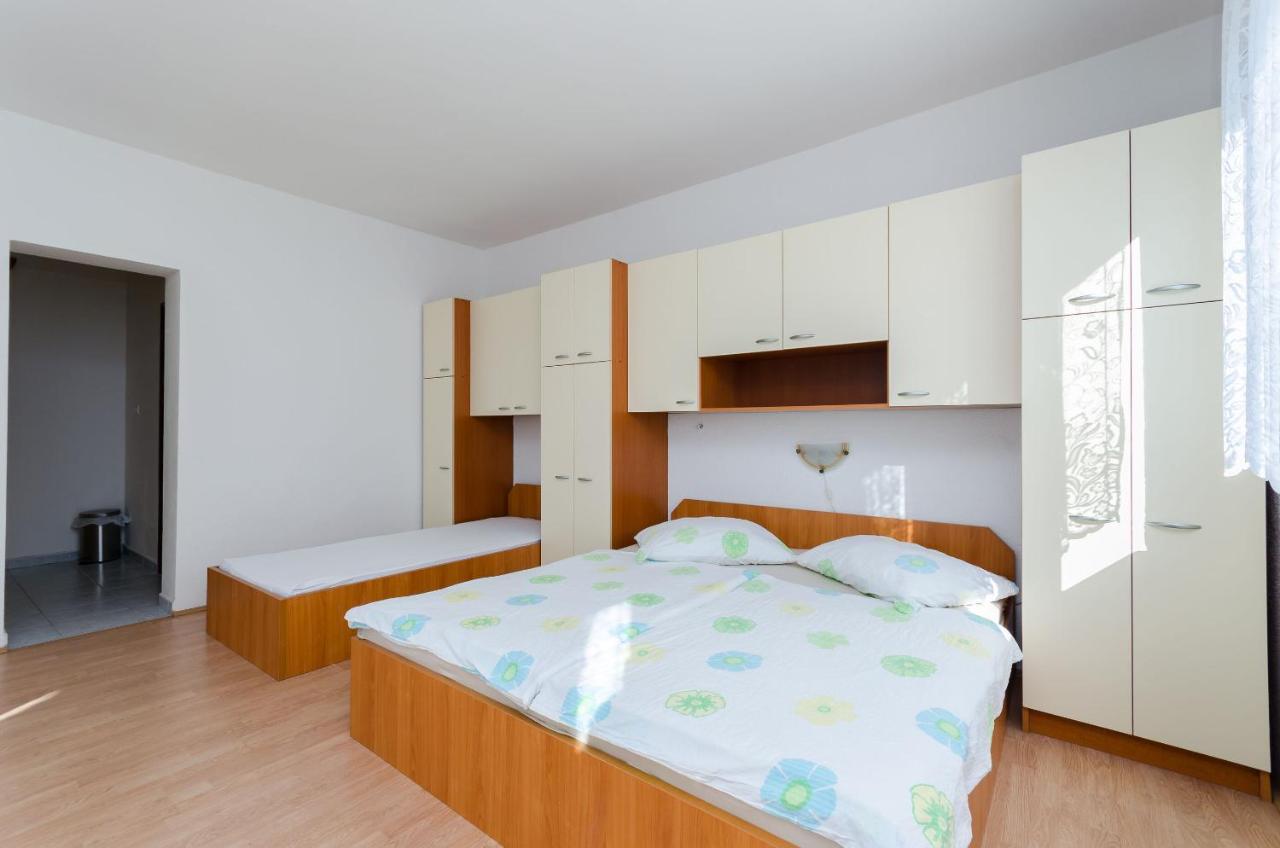 Apartments Anica J Lopar Extérieur photo
