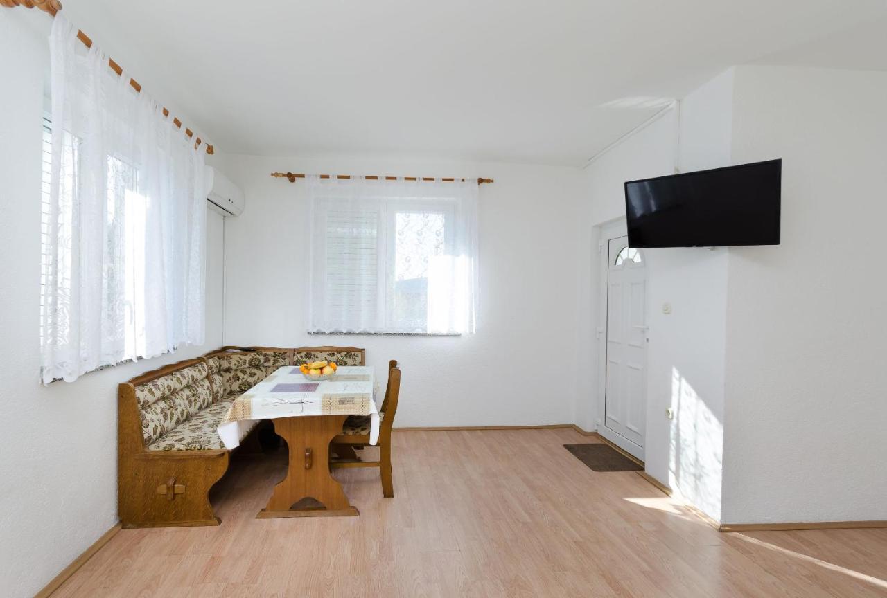 Apartments Anica J Lopar Extérieur photo